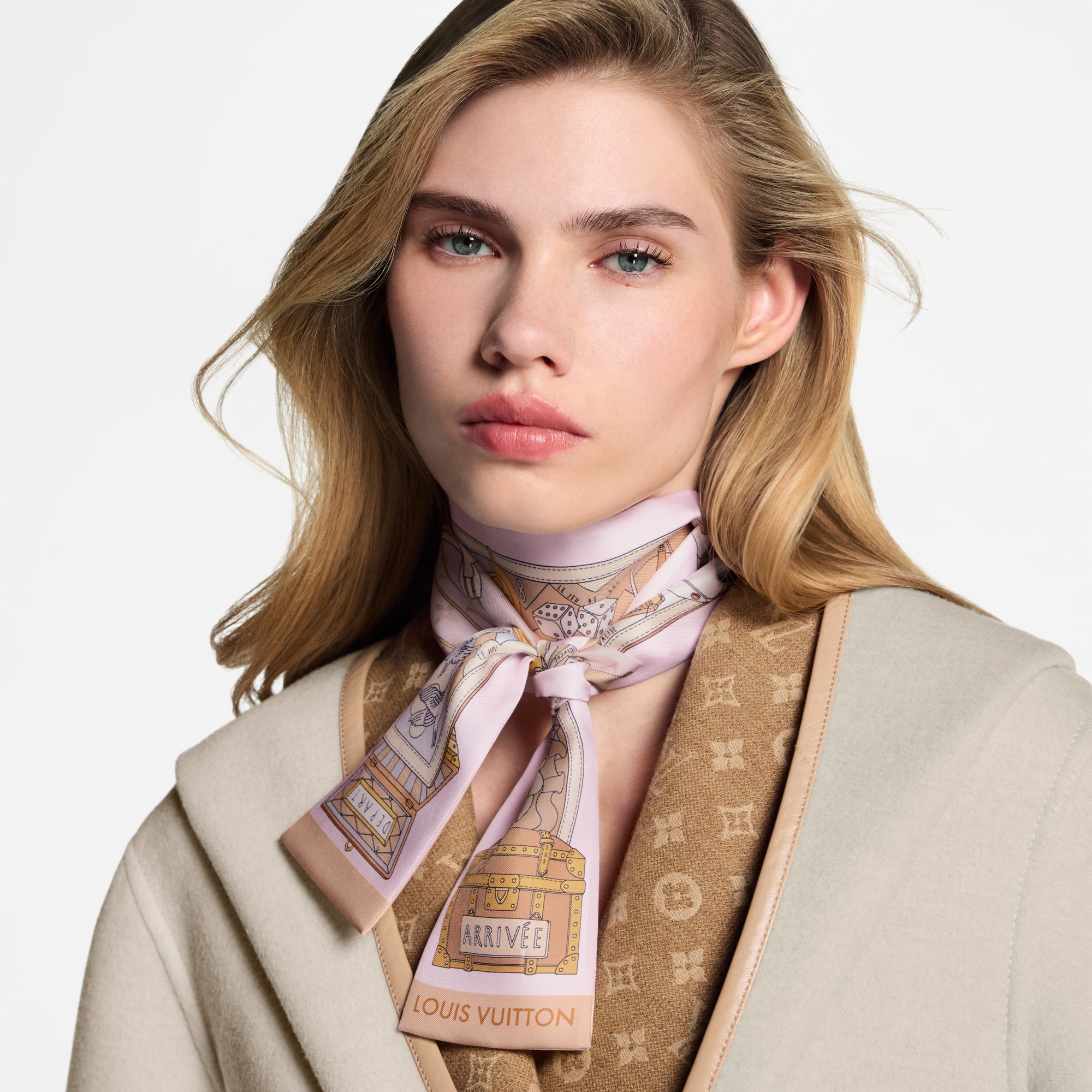 Luxury Women's Silk Squares & Bandeaus | LOUIS VUITTON ®